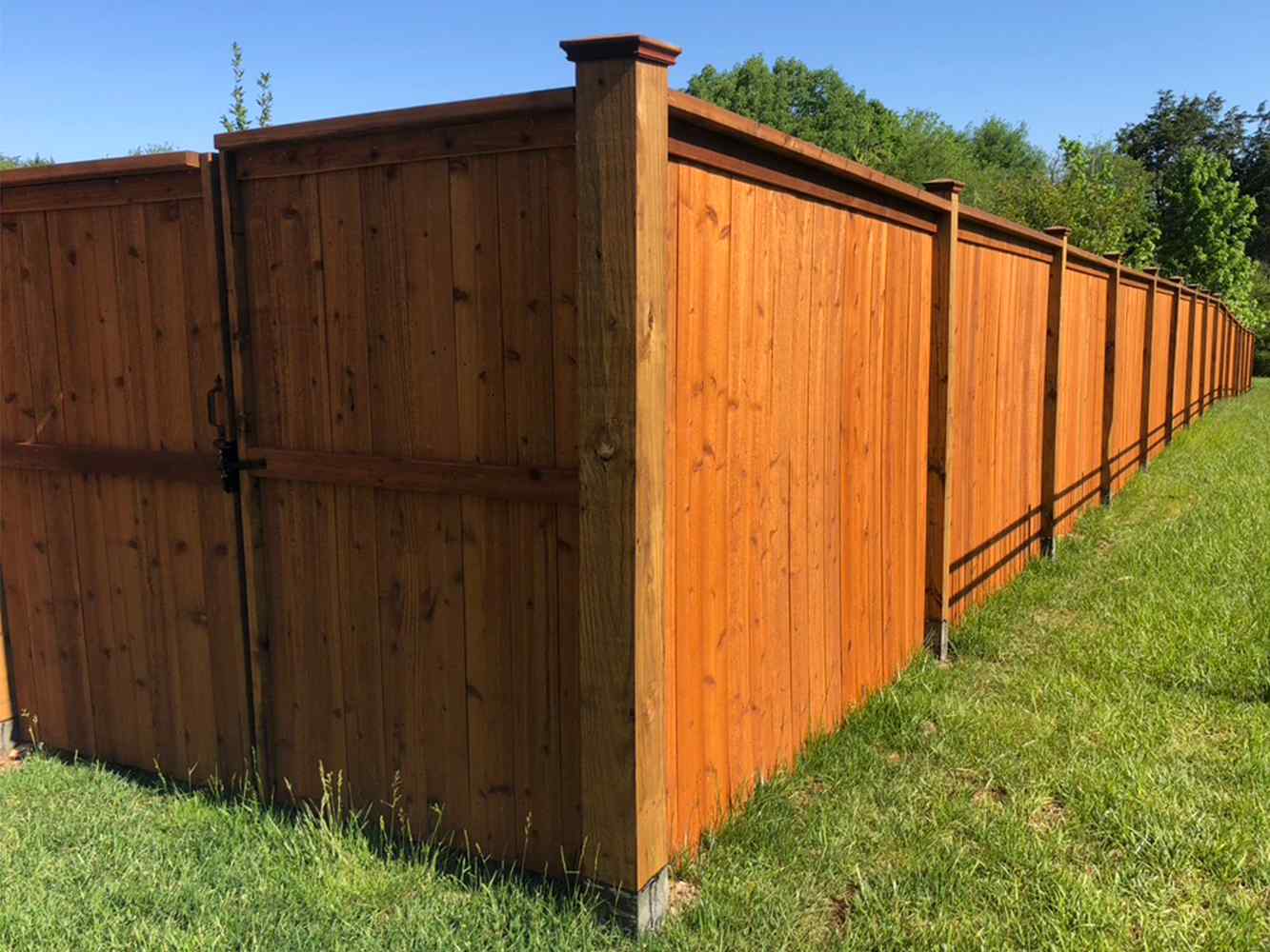 Nashville Wood Fences Staining and Sealing project photo